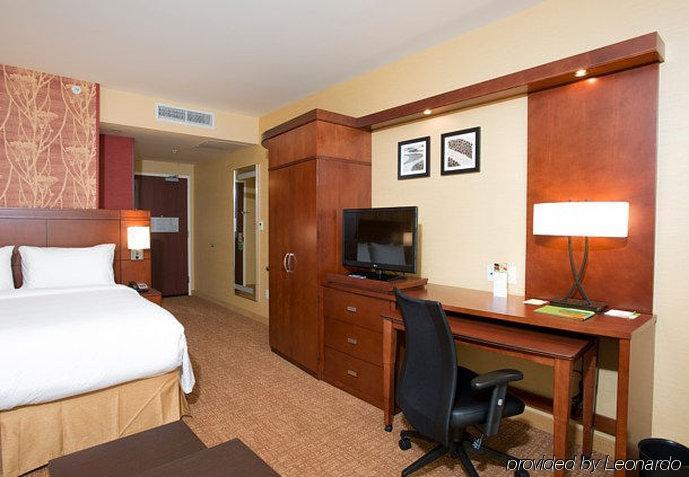 Courtyard By Marriott Cincinnati Midtown/Rookwood Exterior foto
